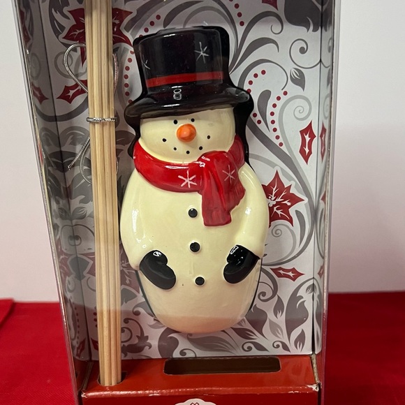 Christmas Snowman Ceramic Reed Difuser Apple Cinnamon New In Box Kitschy Vintage - Picture 1 of 6